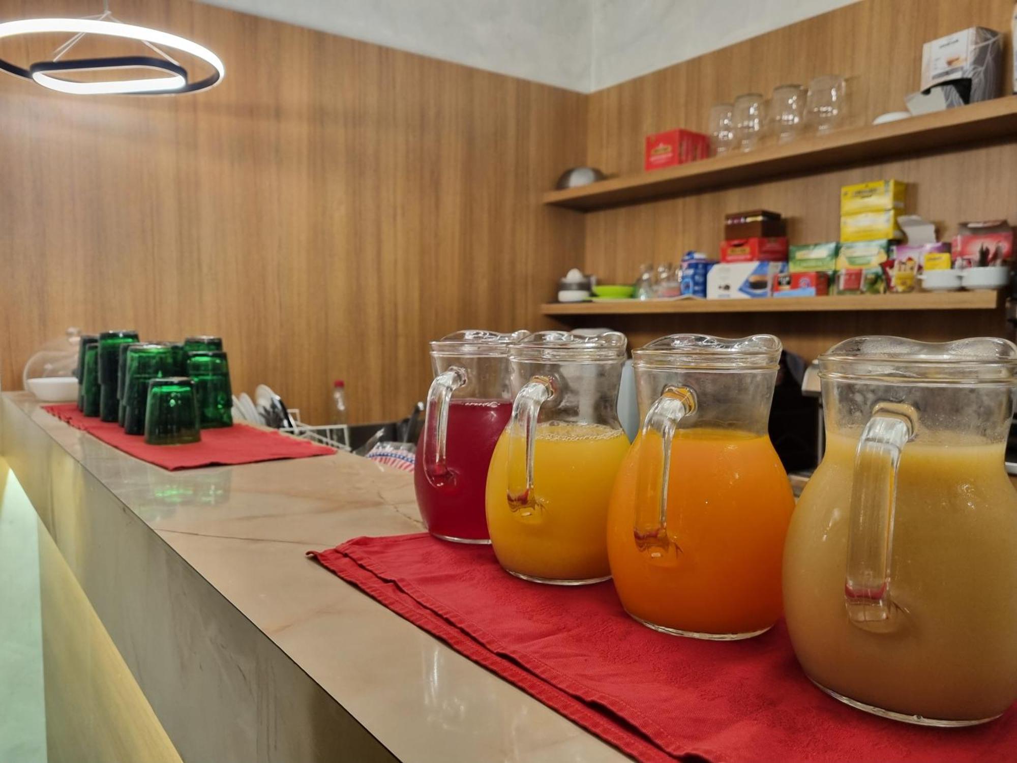 La Ruota Otel Morbegno Dış mekan fotoğraf