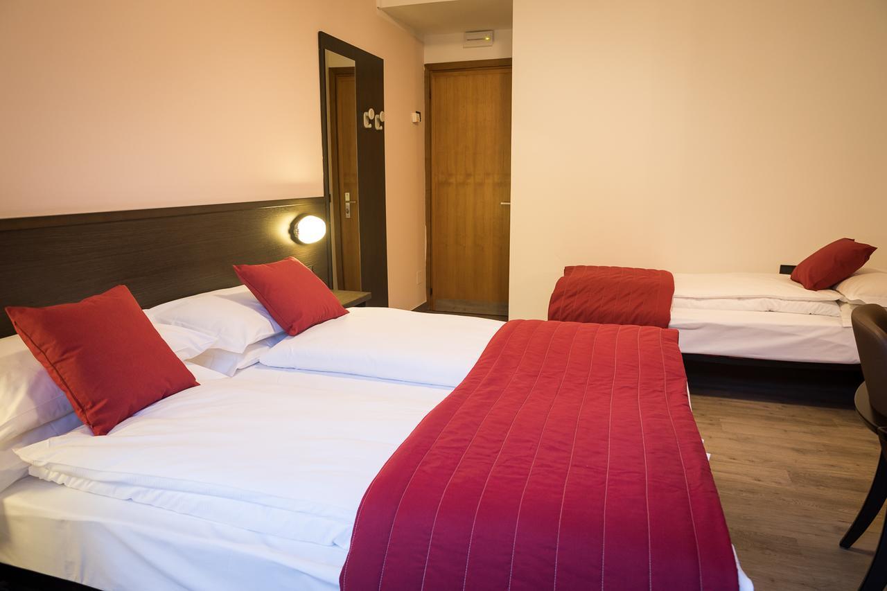 La Ruota Otel Morbegno Dış mekan fotoğraf